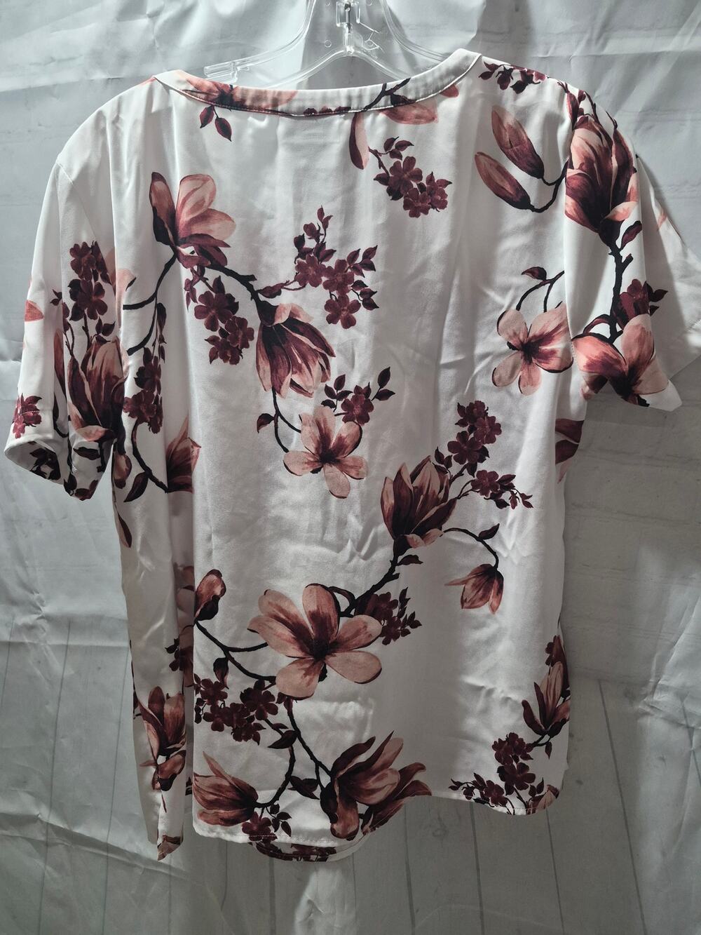 Liz Claiborne, Size L Dark Red Floral  shirt Size  blouse